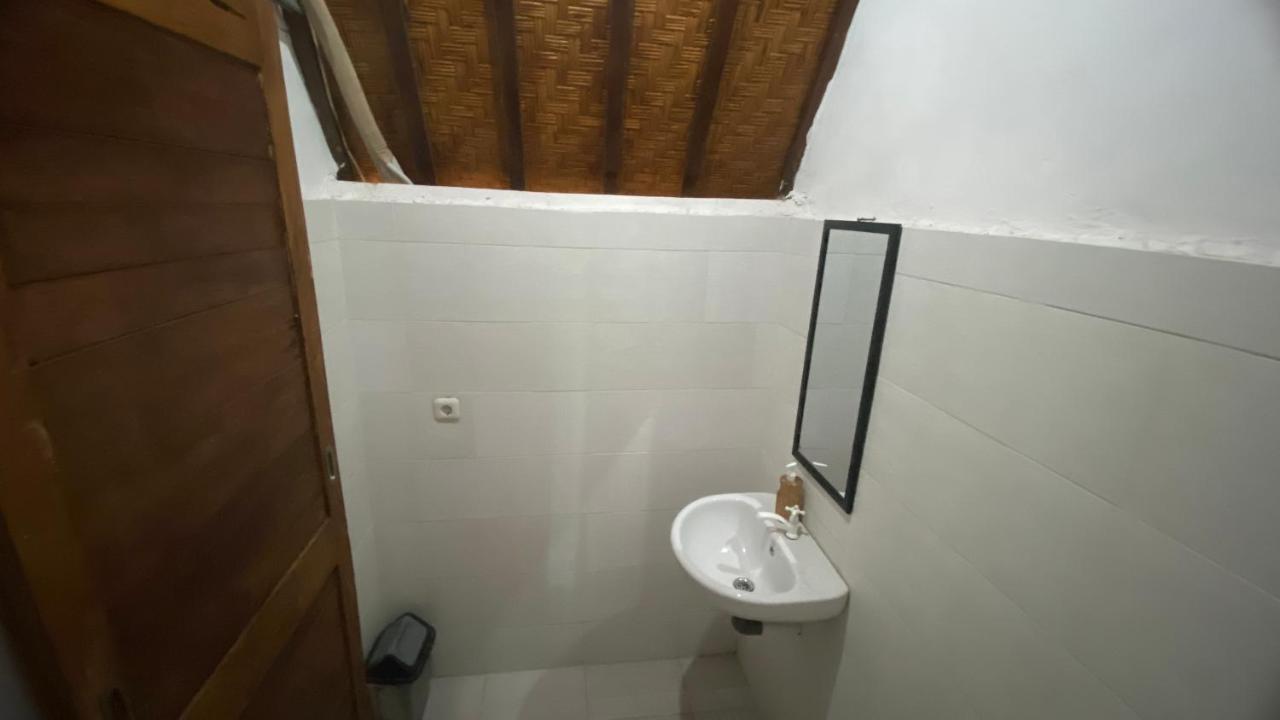 Gelih Cottage Batununggul Exterior foto